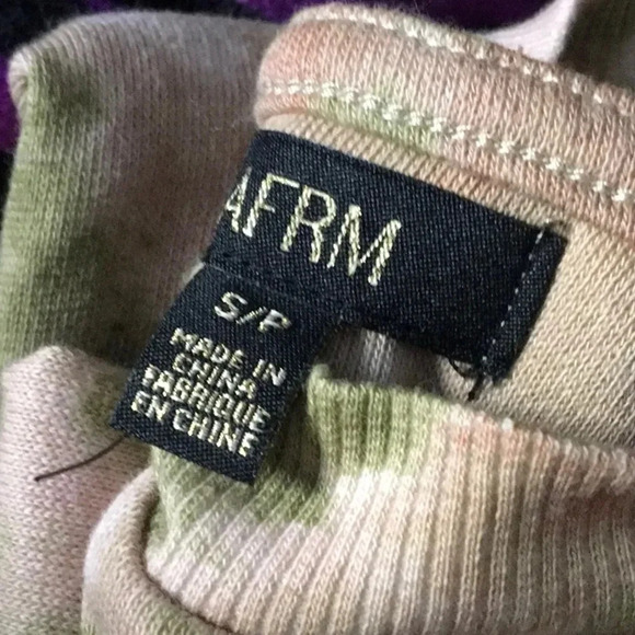 AFRM Munroe Tie Dye Print Crew Neck Sweater Women’s Size S NWT Pink Sweatshirt - Picture 3 of 4